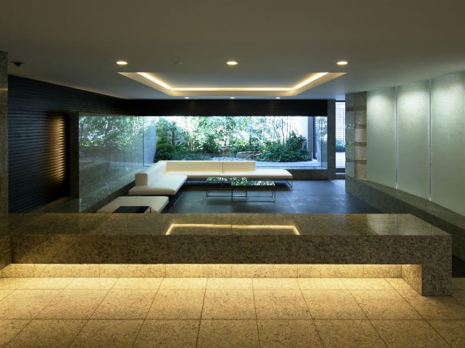 Brillia 西荻窪　自然をコラージュした迎賓空間