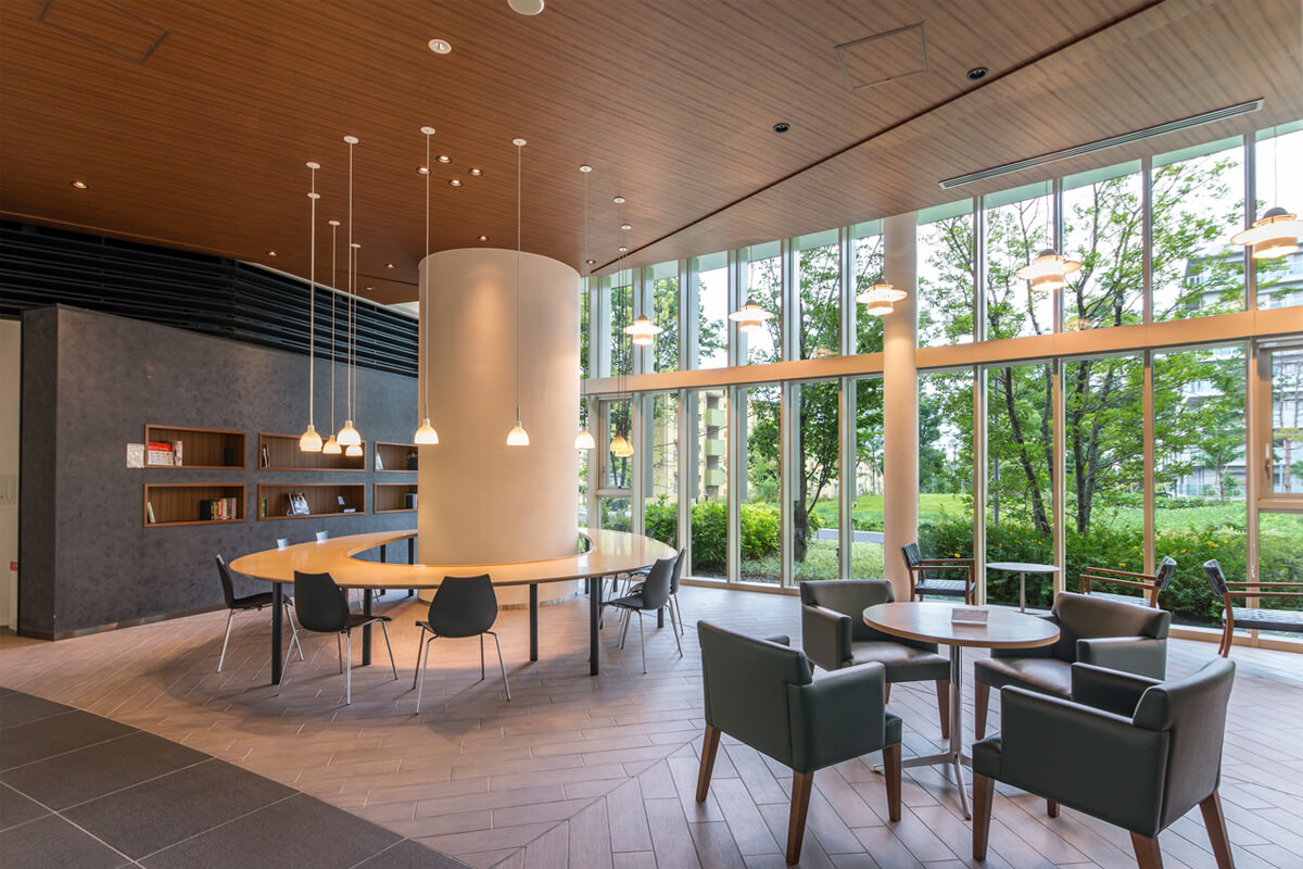 Brillia 多摩ニュータウン 　スタディサロン