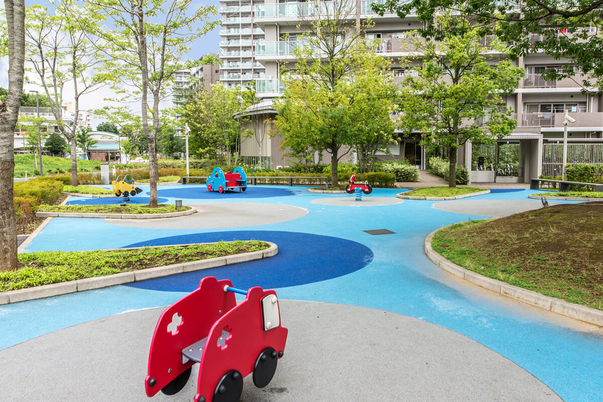 Brillia 多摩ニュータウン 　あそびの広場