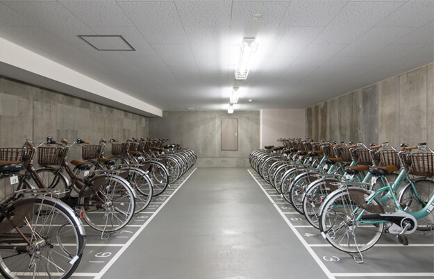 Brillia 多摩ニュータウン 　環境配慮のための省エネ設備　電動レンタサイクル