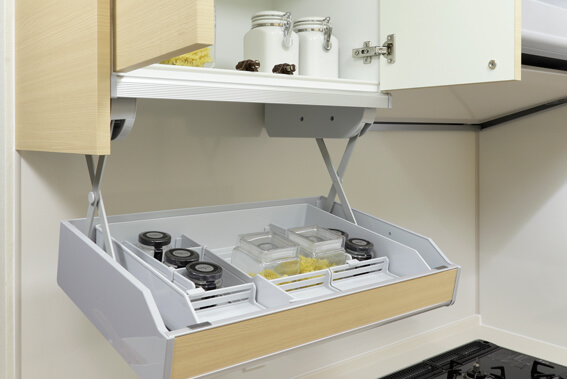 Brillia 多摩ニュータウン 　キッチン吊戸棚