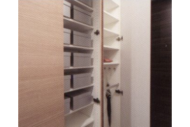 Brillia 大山町 　Comfortable　快適性　トールタイプ下足入