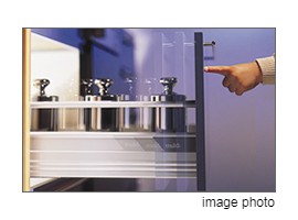 Brillia 日本橋浜町 　Kitchen　キッチン　プルモーション引出し