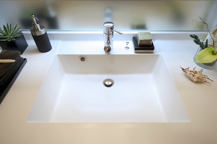 Brillia 田端 　Powder Room　洗面・トイレ　スクエアボウル一体型カウンター