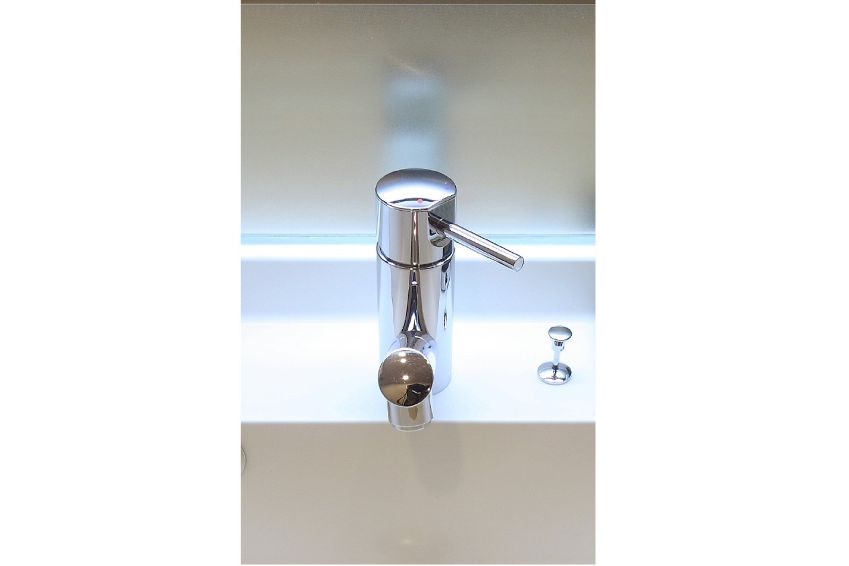 Brillia 田端 　Powder Room　洗面・トイレ　シングルレバー引出し混合水栓