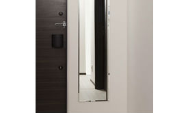 Brillia 駒沢大学　Comfortable　快適性　お出かけ前に嬉しい玄関姿見鏡