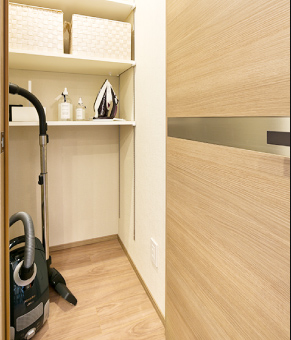 Brillia Tower 池袋　Storage　収納　納戸