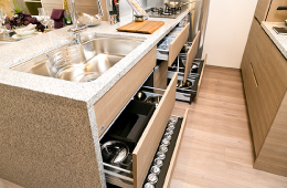 Brillia Tower 池袋　オールスライドキャビネット