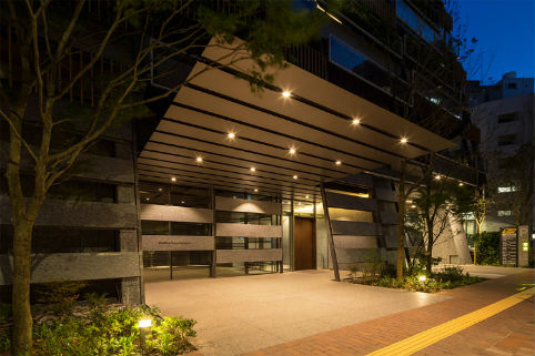 Brillia Tower 池袋　メインエントランス