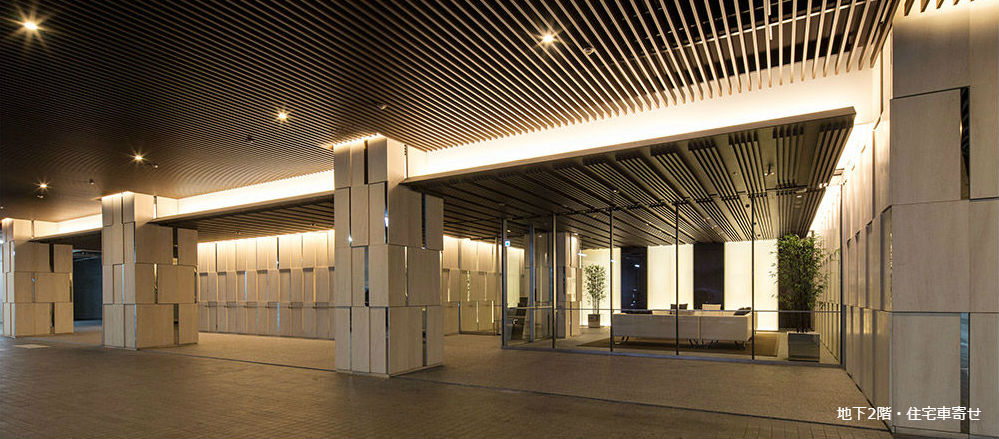 Brillia Tower 池袋　車寄せ・待合い室