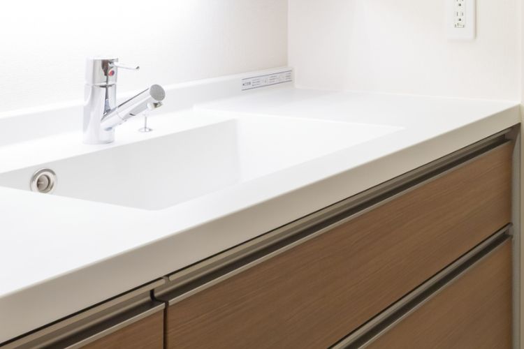Brillia 早稲田 　Dressing Room　洗面室　人造大理石一体型カウンター
