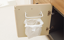 Brillia 下丸子　Powder Room　浴室・洗面　ゴミ袋掛け