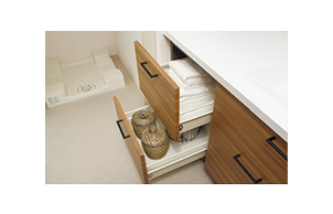 Brillia 下丸子　Powder Room　浴室・洗面　スライド収納・ヘルスメーター収納