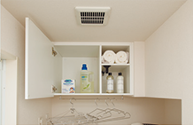 Brillia 下丸子　Powder Room　浴室・洗面　洗濯機上吊戸棚