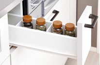 Brillia 大山 The Residence　Kitchen　キッチン　スパイスラック