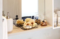 Brillia 大山 The Residence　Powder Room　洗面　鏡前カウンター