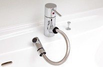 Brillia 大山 The Residence　Powder Room　洗面　シングルレバー混合水栓