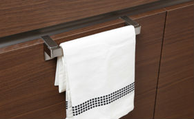 Brillia 横浜鶴ヶ峰　タオルハンガー