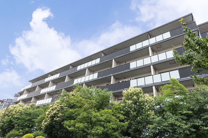 Brillia 横浜鶴ヶ峰　四季を感じられる植栽計画