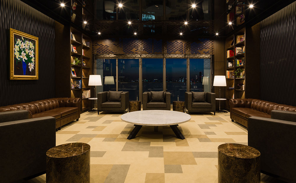 ベイズ タワー＆ガーデン　ライブラリー