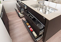 Brillia 千代田左衛門橋　Kitchen　キッチン　オールスライド収納