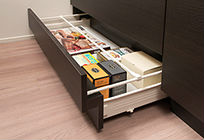 Brillia 千代田左衛門橋　Kitchen　キッチン　吊木収納