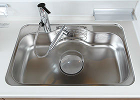 Brillia 上野松が谷　Kitchen　キッチン　静音シンク・浄水器一体型シャワー水栓