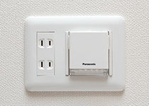 Brillia 上野松が谷　Comfortable　快適性　足元保安灯