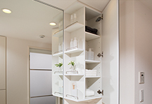 Brillia 都筑ふれあいの丘　Powder Room　洗面　鏡裏収納