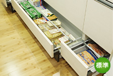 Brillia 元住吉　巾木収納