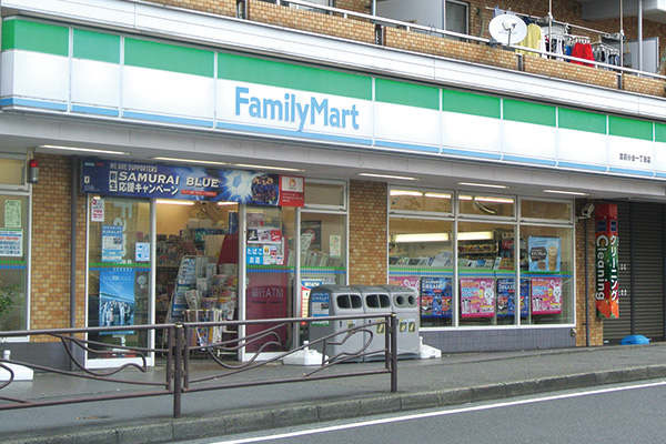 Brillia 鷺沼　ファミリーマート宮前小台1丁目店