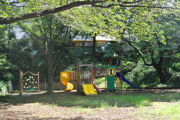 Brillia 鷺沼　小台西公園