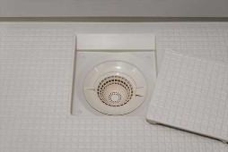 Brillia 仙川 The Residence　Sanitary　水周り　らくポイヘアキャッチャー