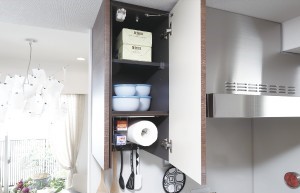Brillia 小金井桜町　Kitchen　キッチン　マルチハンガー吊戸棚