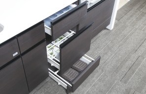 Brillia 小金井桜町　Kitchen　キッチン　3段スライド収納