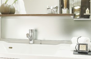 Brillia 小金井桜町　Powder Room　洗面室　フロストミラー