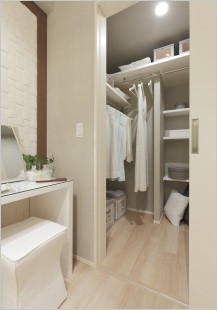 Brillia City 石神井台　Storage　収納　ウォークインクロゼット