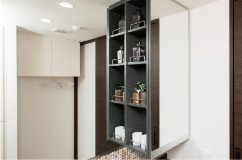 Brillia 目黒碑文谷  Sanitary 水周り 一面鏡