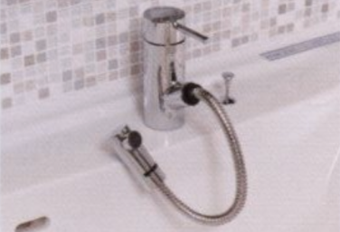 Brillia大井町 The Residence　Powder Room　洗面室　シングルレバー混合水栓