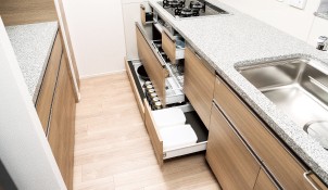 Brillia 東戸塚　Kitchen　キッチン　スライド収納