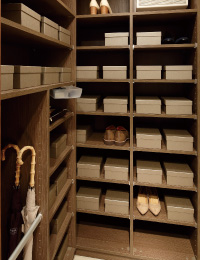 Brillia Tower 横浜東神奈川　Storage　収納　シューズインクローゼット