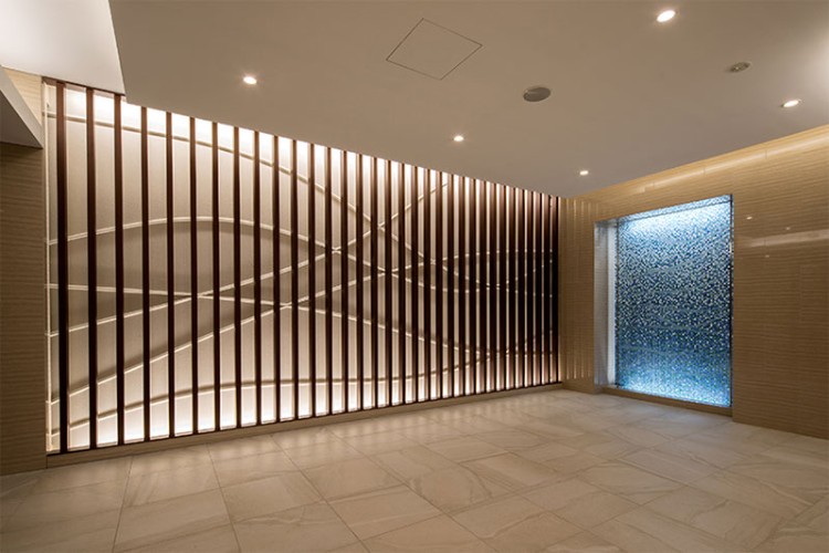 Brillia Tower 横浜東神奈川　エントランス