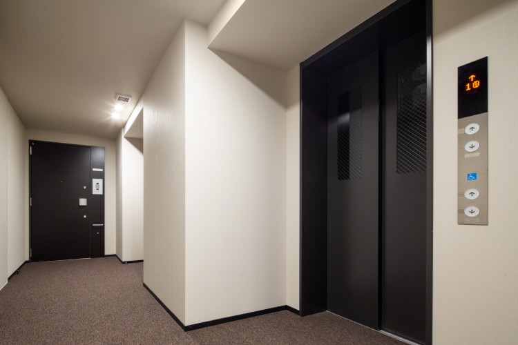 Brillia 鷺沼一丁目　内廊下