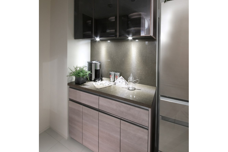 Brillia 本郷 Residence　カップボード