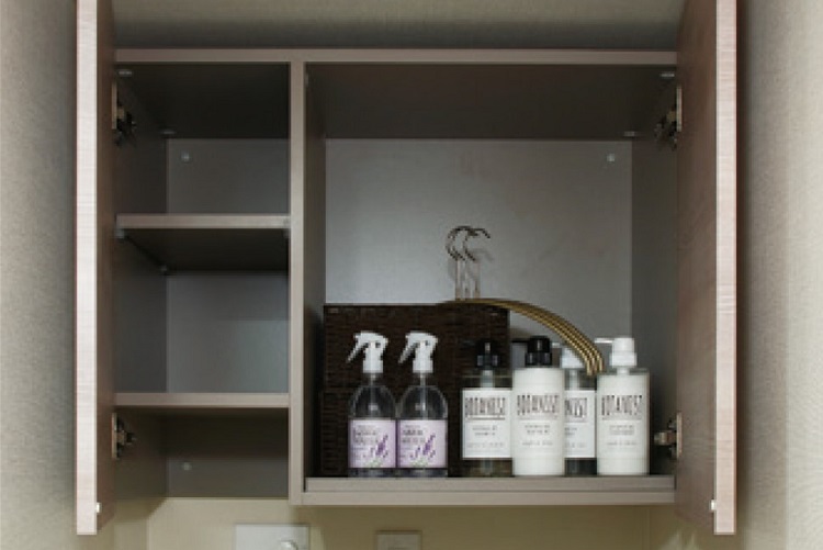 Brillia 本郷 Residence　洗濯機上部収納