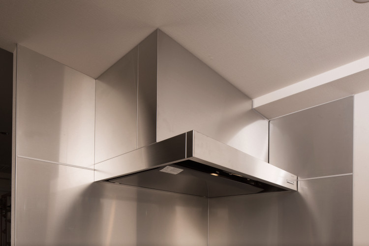 Brillia 湘南辻堂海浜公園　Kitchen　キッチン　ホーロー整流板付レンジフード