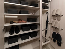 Brillia 一之江　Storage　収納　下足入
