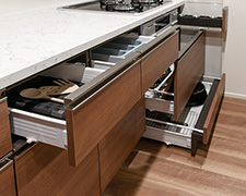 Brillia 向ヶ丘遊園　Kitchen　キッチン　プルモーションスライド収納