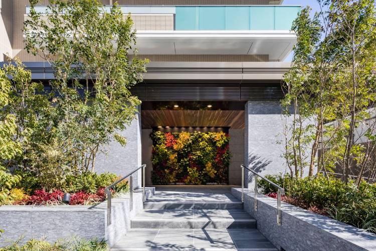 Brillia 浦和仲町　エントランス