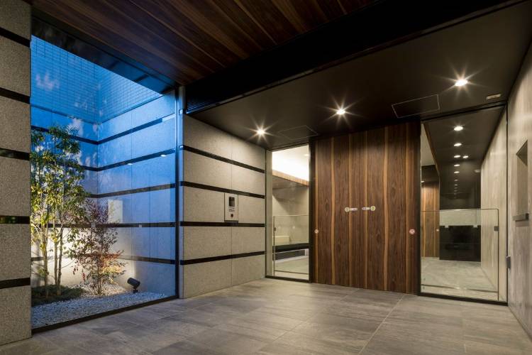 Brillia 浦和仲町　エントランス